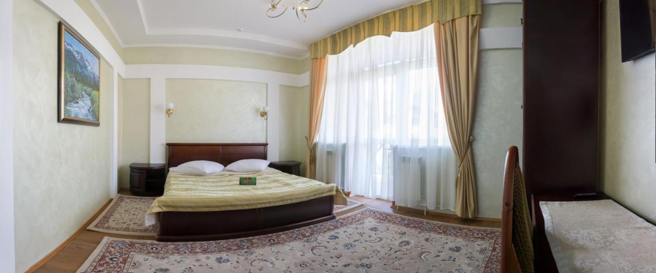 Solnichnaia Dolyna Hotel Polyána Kültér fotó